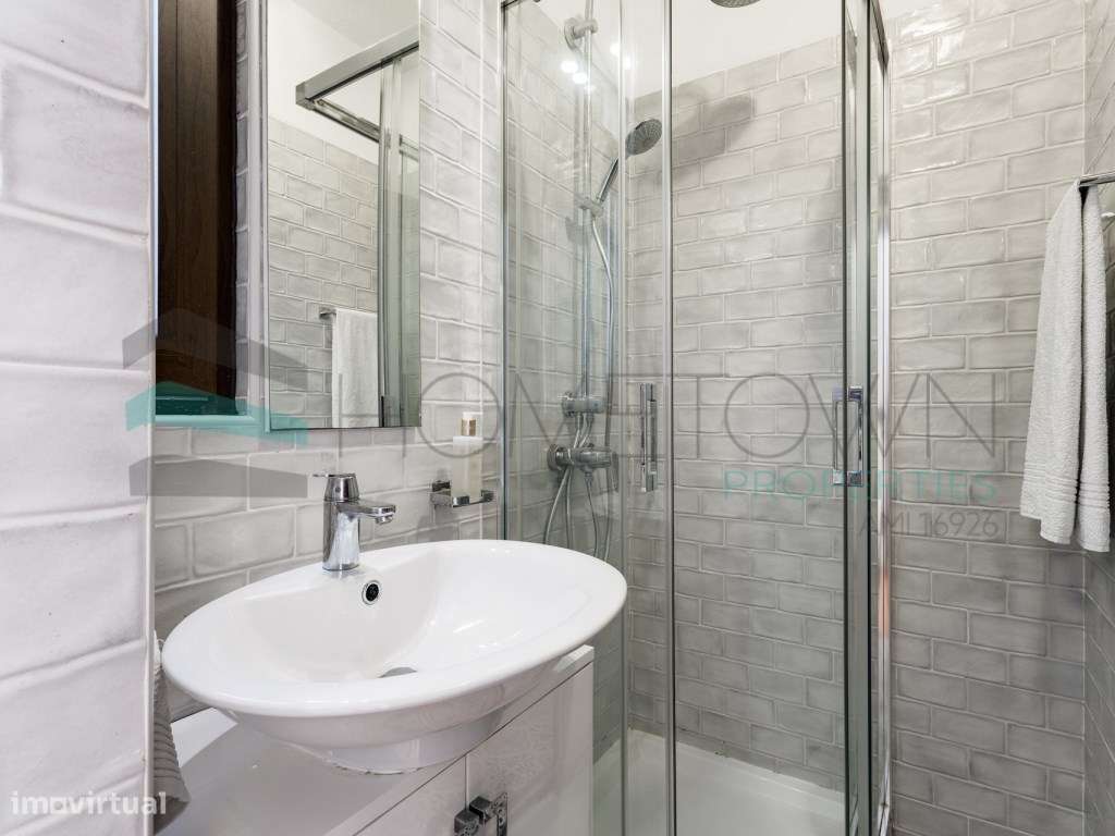 Moradia V2 com jardim, perto da praia, em Quarteira-13