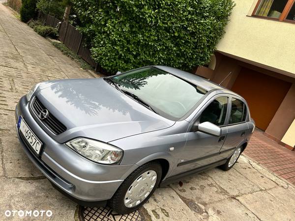 Opel Astra - 1