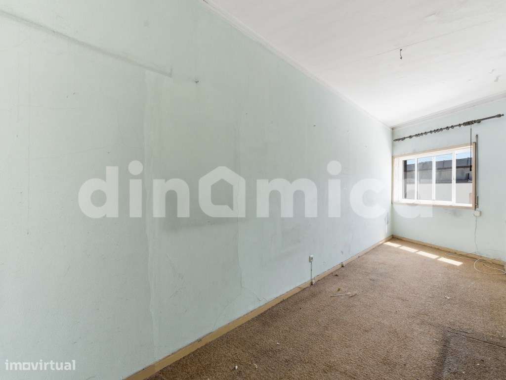 Moradia para Remodelar em Localização Premium - Vila Nova de Gaia( B)-8