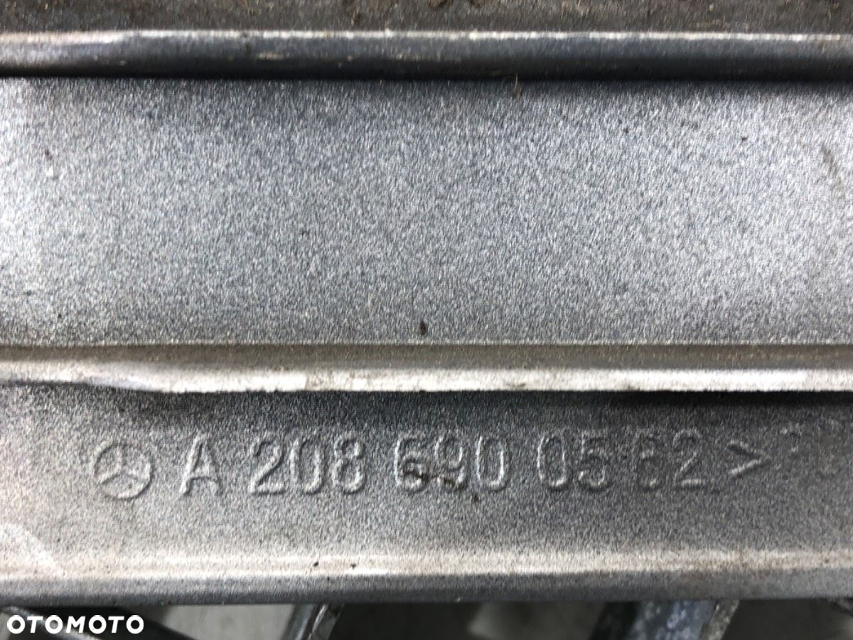 LISTWA DRZWI PRZÓD LEWA MERCEDES-BENZ CLK (C208) 1997 - 2003 55 AMG (208.374) 255 kW [347 KM] - 4