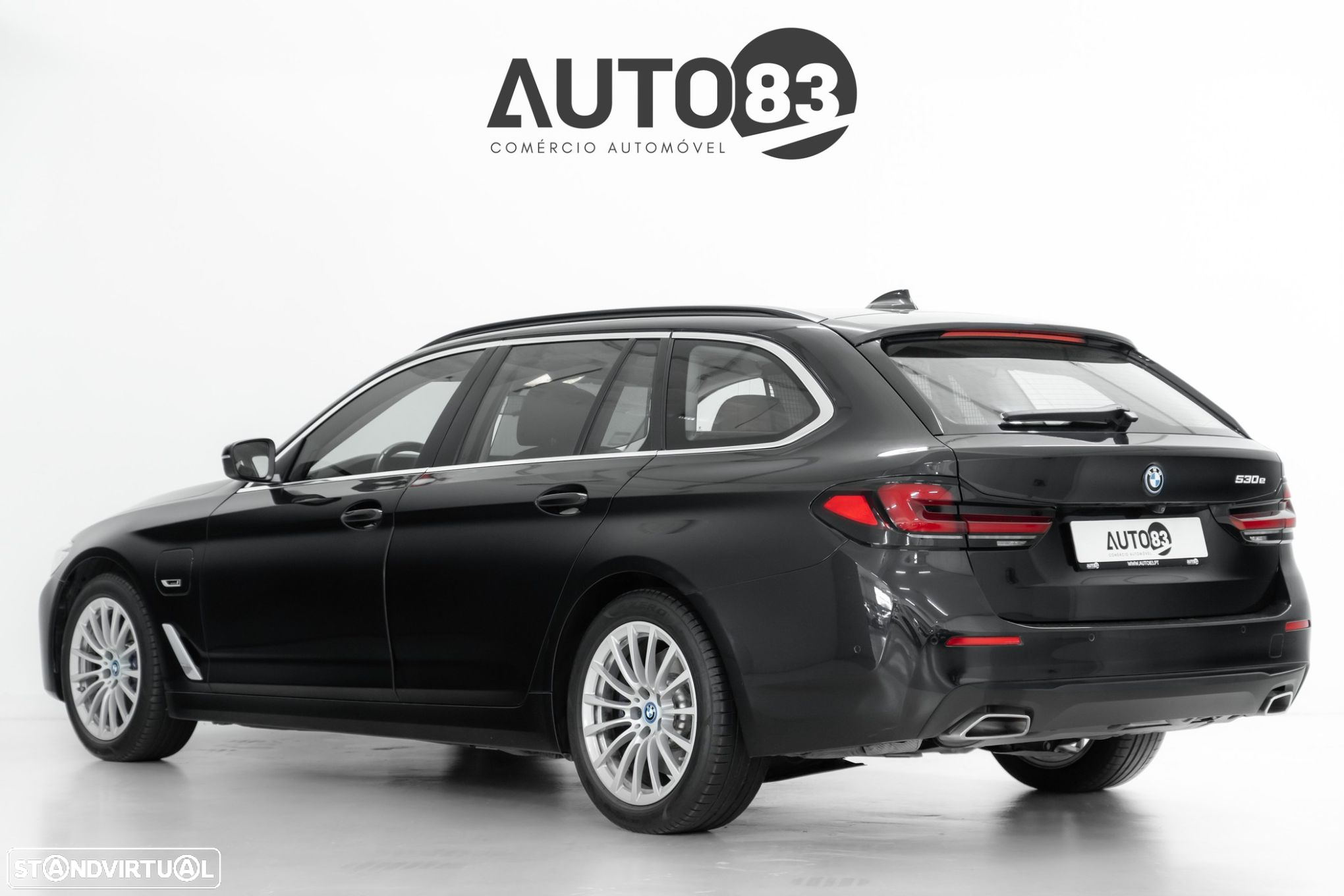 BMW 530 e Line Luxury - 3