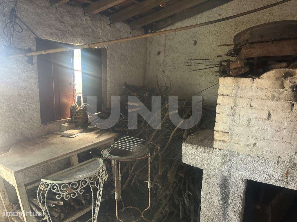Apartamento T4 com Terraço e Logradouro - Zona Histórica-29