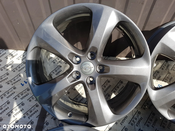 FELGI ALU OPEL ASTRA J VI GTC INSYGNIA B 5X115  8JX19 - 6