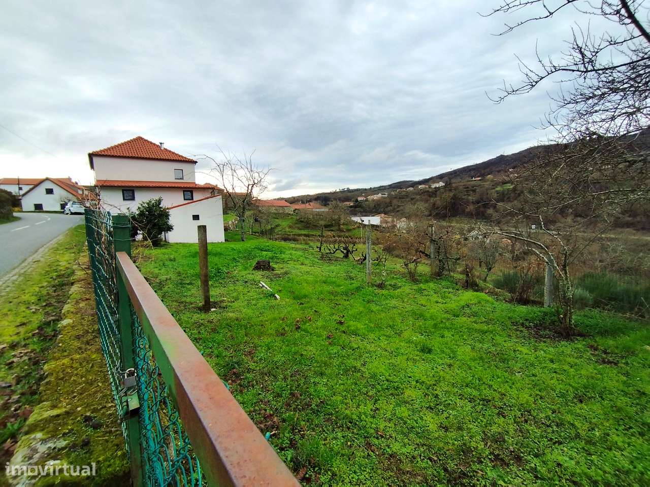 Moradia T2 com garagem e terraço em Penedono - Grande imagem: 2/21