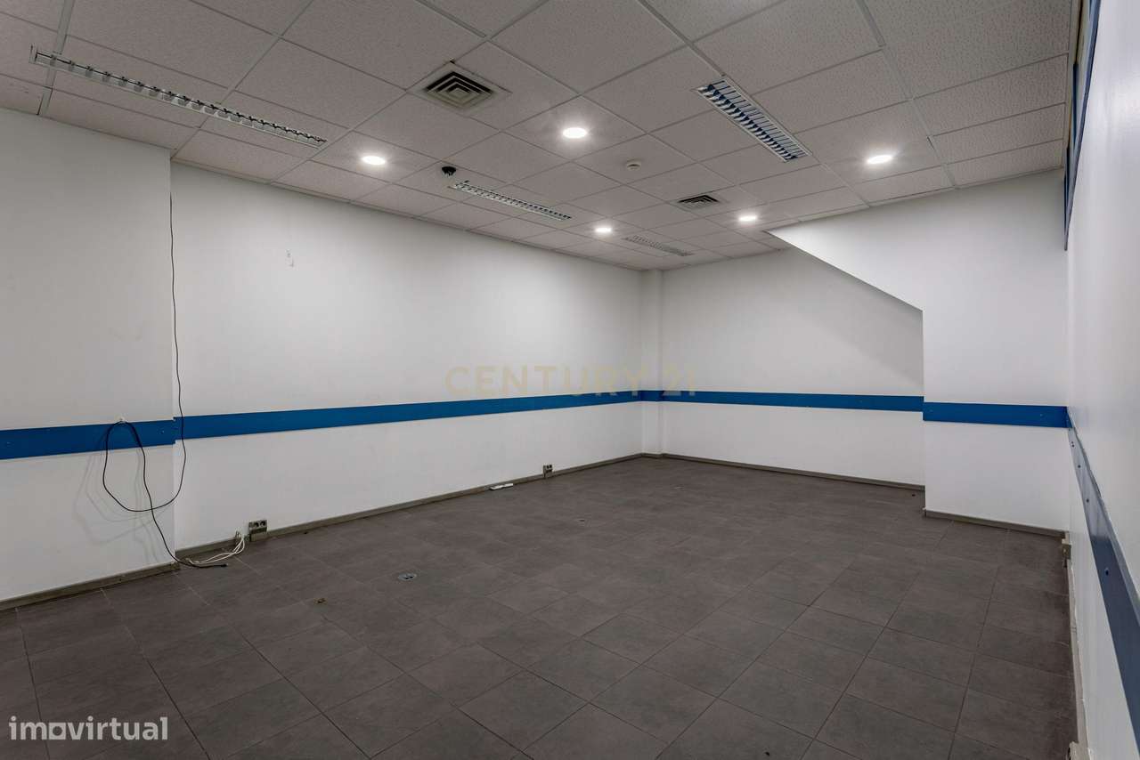 Espaço comercial versátil junto ao Saldanha / Arco do Cego, Lisboa-23