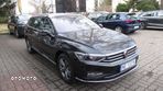 Volkswagen Passat 2.0 TDI Elegance DSG - 8