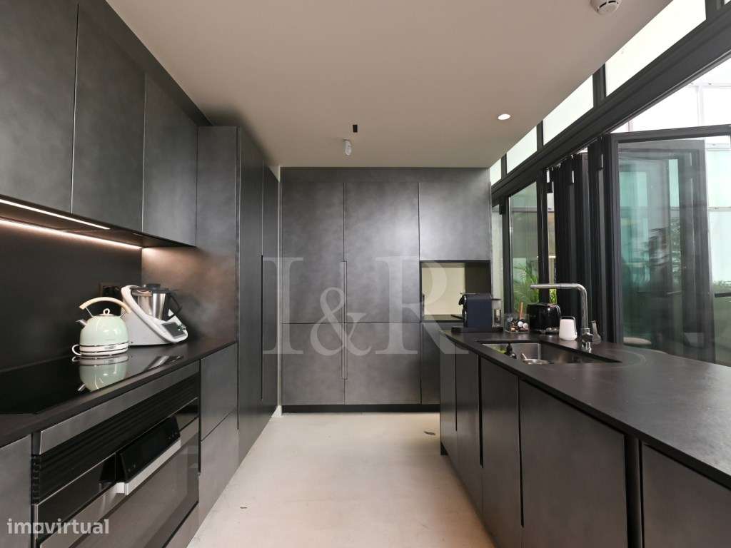Apartamento T4 duplex com dois terraços e piscina em Belém-10