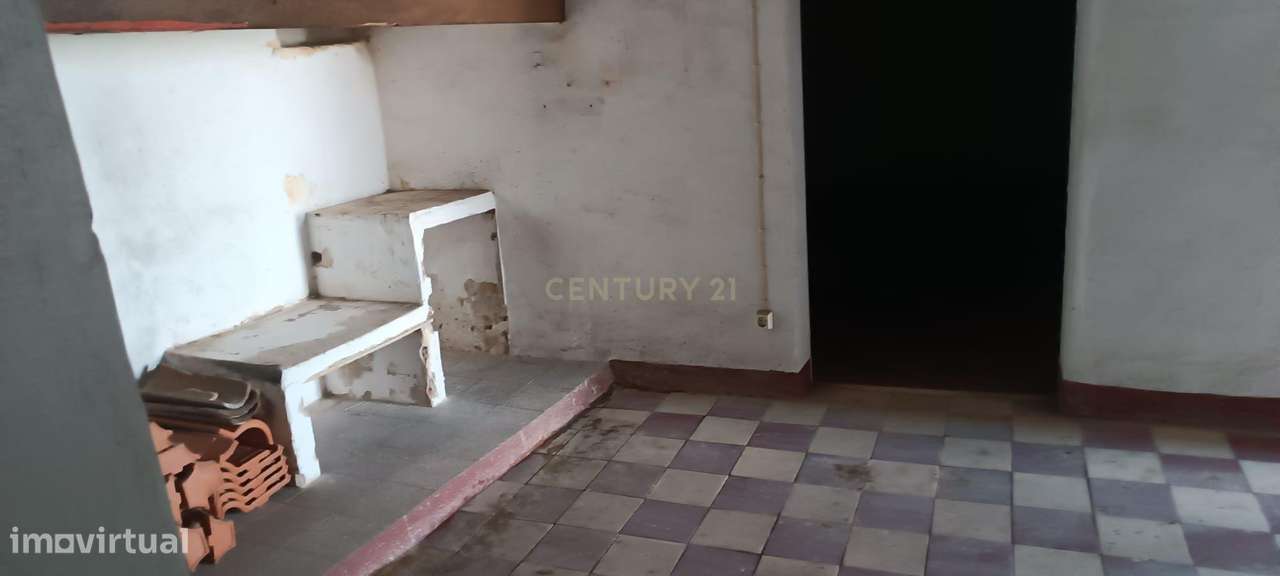 Prédio no Centro Histórico de Elvas (Alentejo / Portugal) - Grande imagem: 4/36