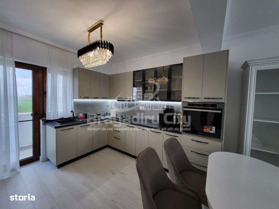 Apartament in vila 3 cam 2 bai 2 balcoane parcare - Imagine principală: 4/10
