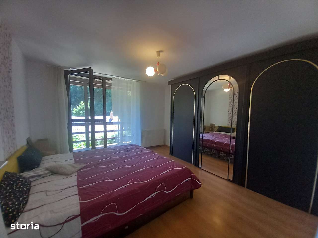 De vânzare pe str. Valea Roșie o casa superba !-6