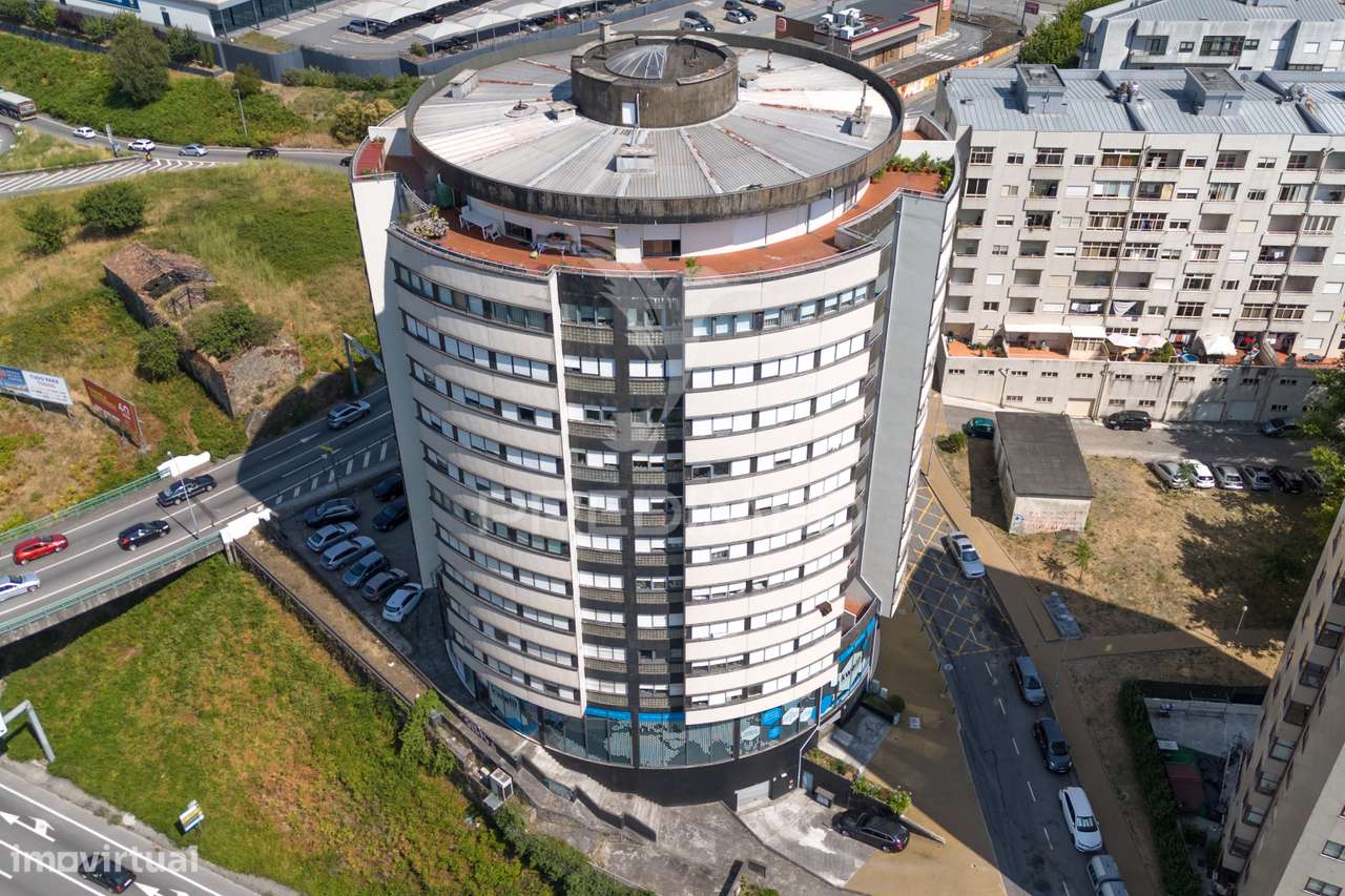 Apartamento T3 Renovado com 265m² no Centro de Braga – São Vicente... - Grande imagem: 4/40