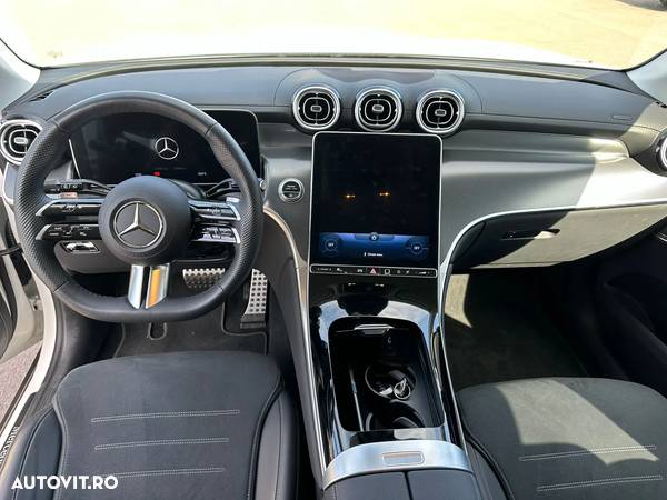 Mercedes-Benz GLC 220 d 4Matic 9G-TRONIC AMG Line - 8