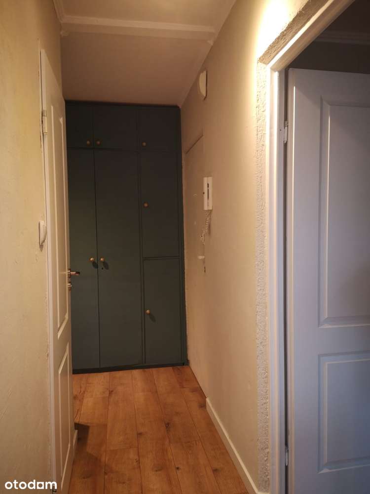 Przestronne 4-pokojowe mieszkanie z balkonem-1