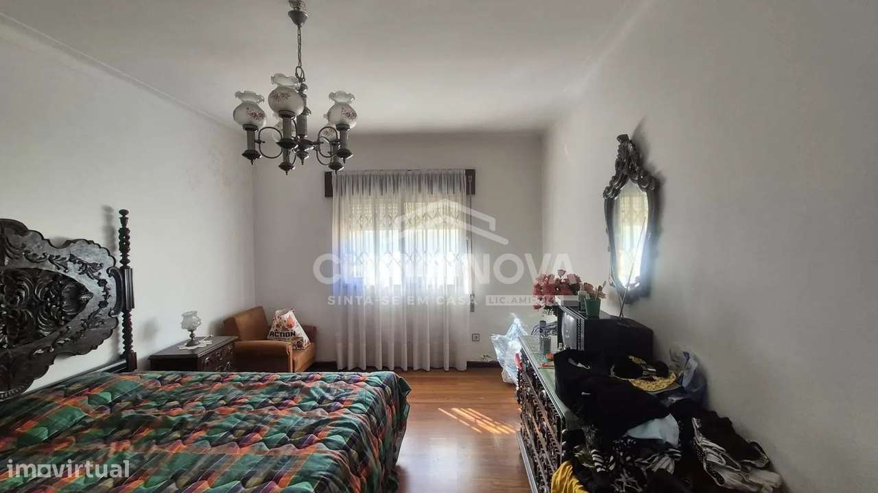 Andar Moradia T3 c/garagem e Terraço em Valadares-11