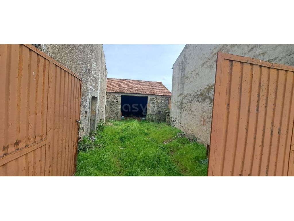 Moradia T2 com garagem em Urrós, Mogadouro - Grande imagem: 4/12