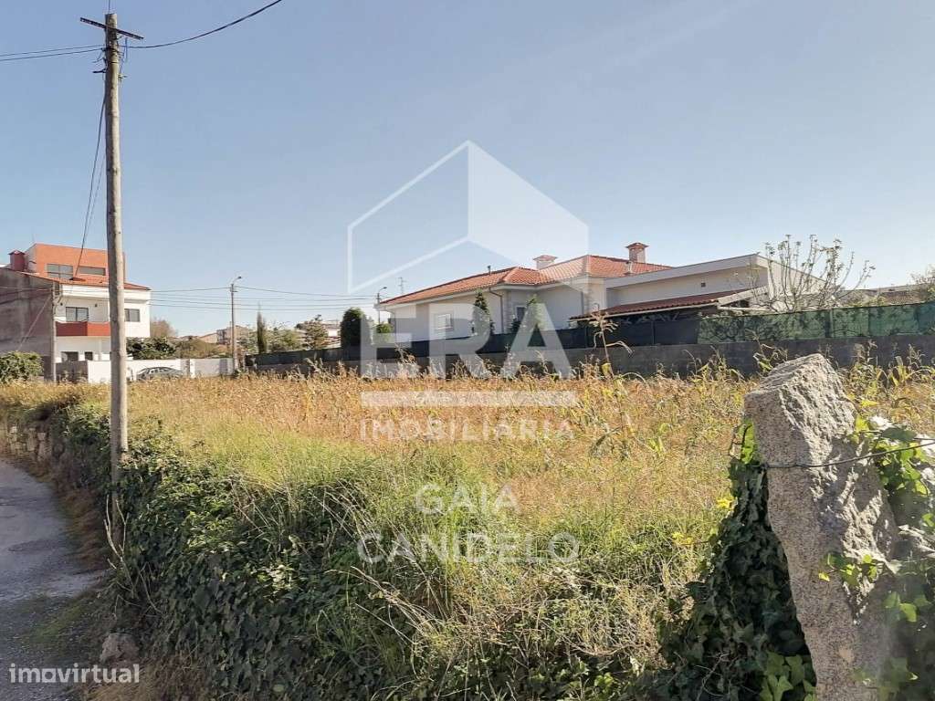 Terreno com 1.000 m² Próximo à Praia - Grande imagem: 5/8