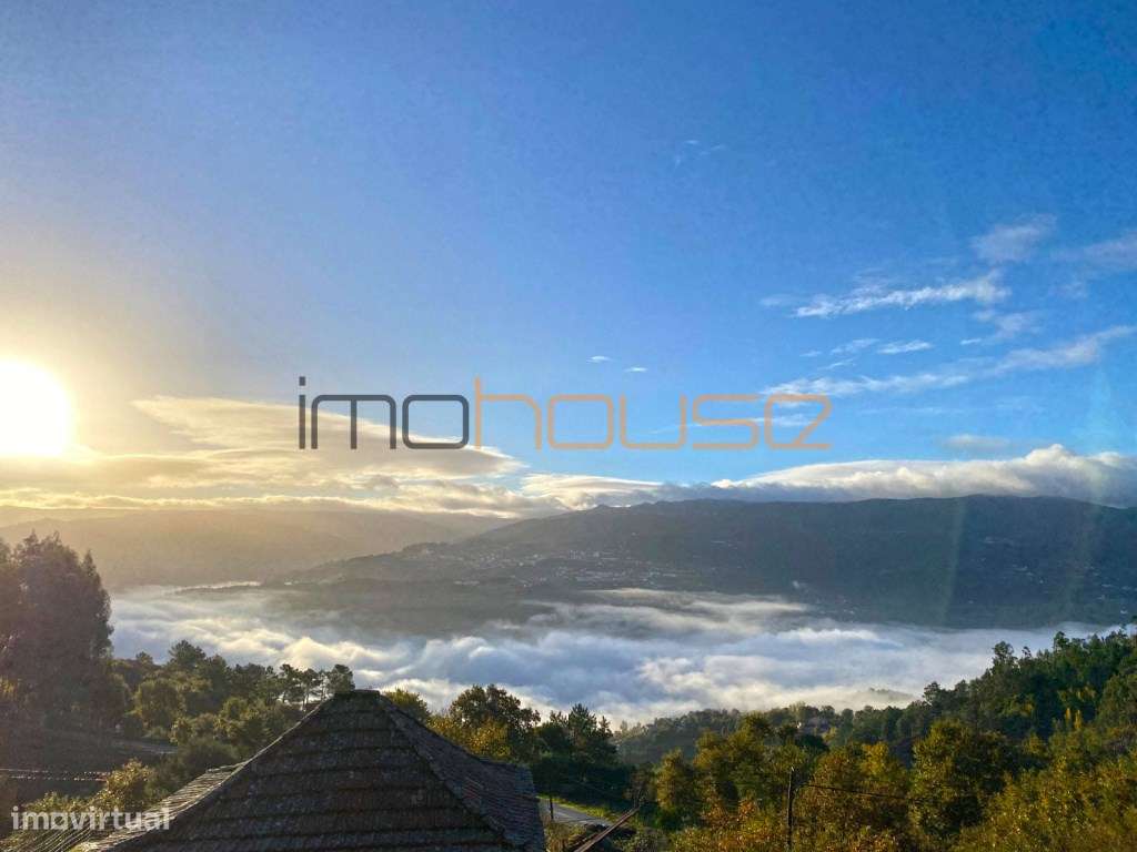 Quinta 2,6ha - Vista panorâmica e várias edificações-59