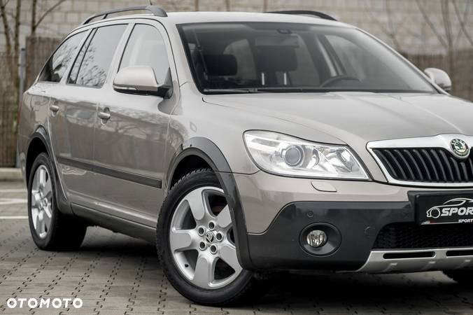 Skoda Octavia Combi 1.8 TSI 4x4 Scout - 4