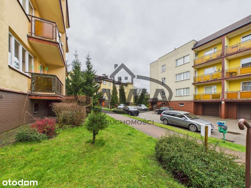 2pok*2002 rok*widok na las*teren zamknięty*parking-13