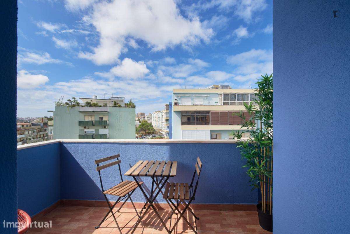 Quarto - localizado em Almada Lisbon - Grande imagem: 4/10