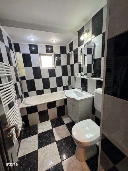 Apartament 4 camere Rosiori de Vede - Imagine principală: 4/8