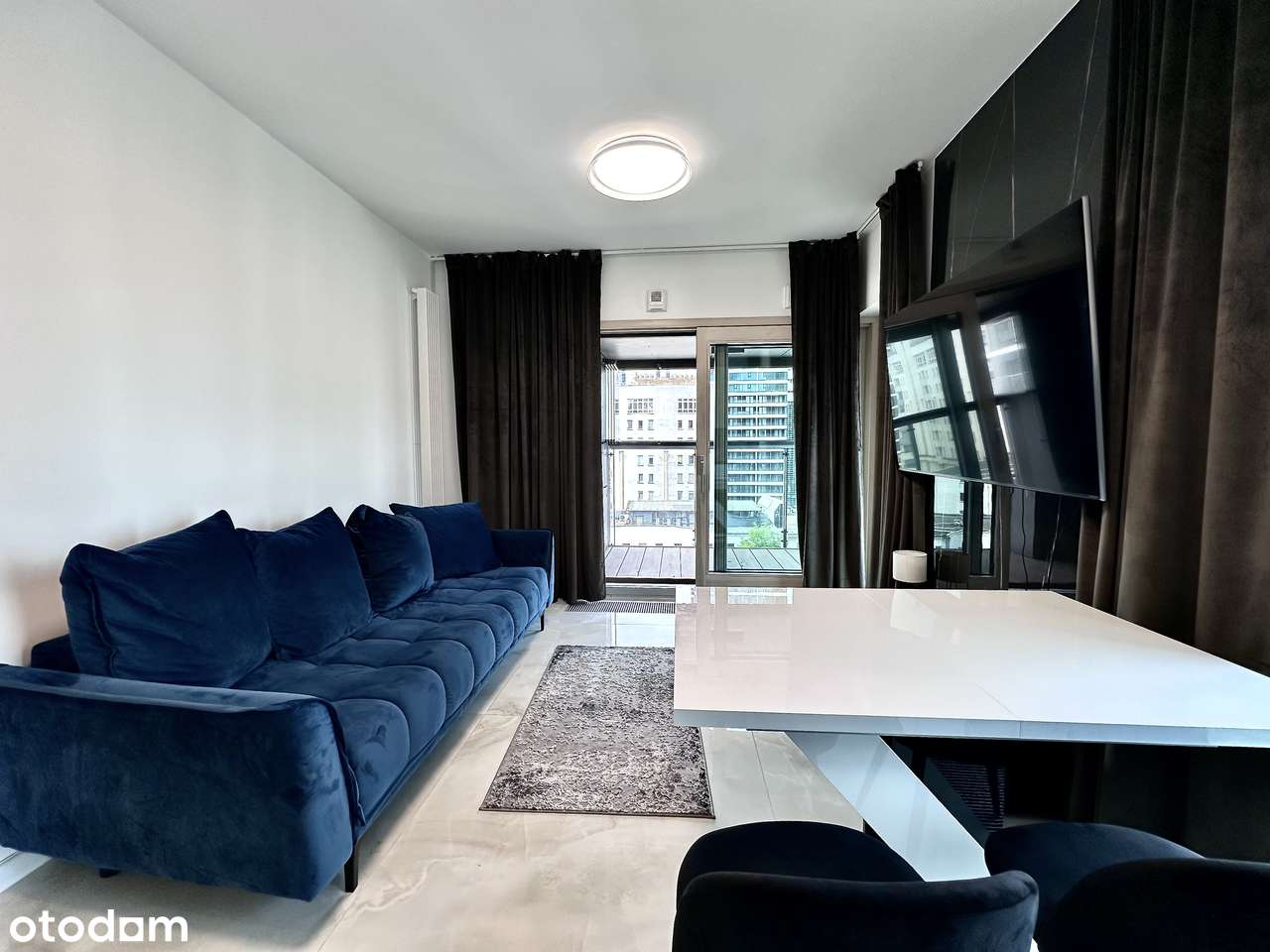 Zamieszkaj w nowoczesnym mieszkaniu z widokiem na centrum. - Pełny obrazek: 1/10