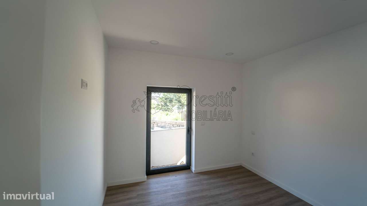 Apartamento T2 para alugar em Moreira de Cónegos - Grande imagem: 3/8