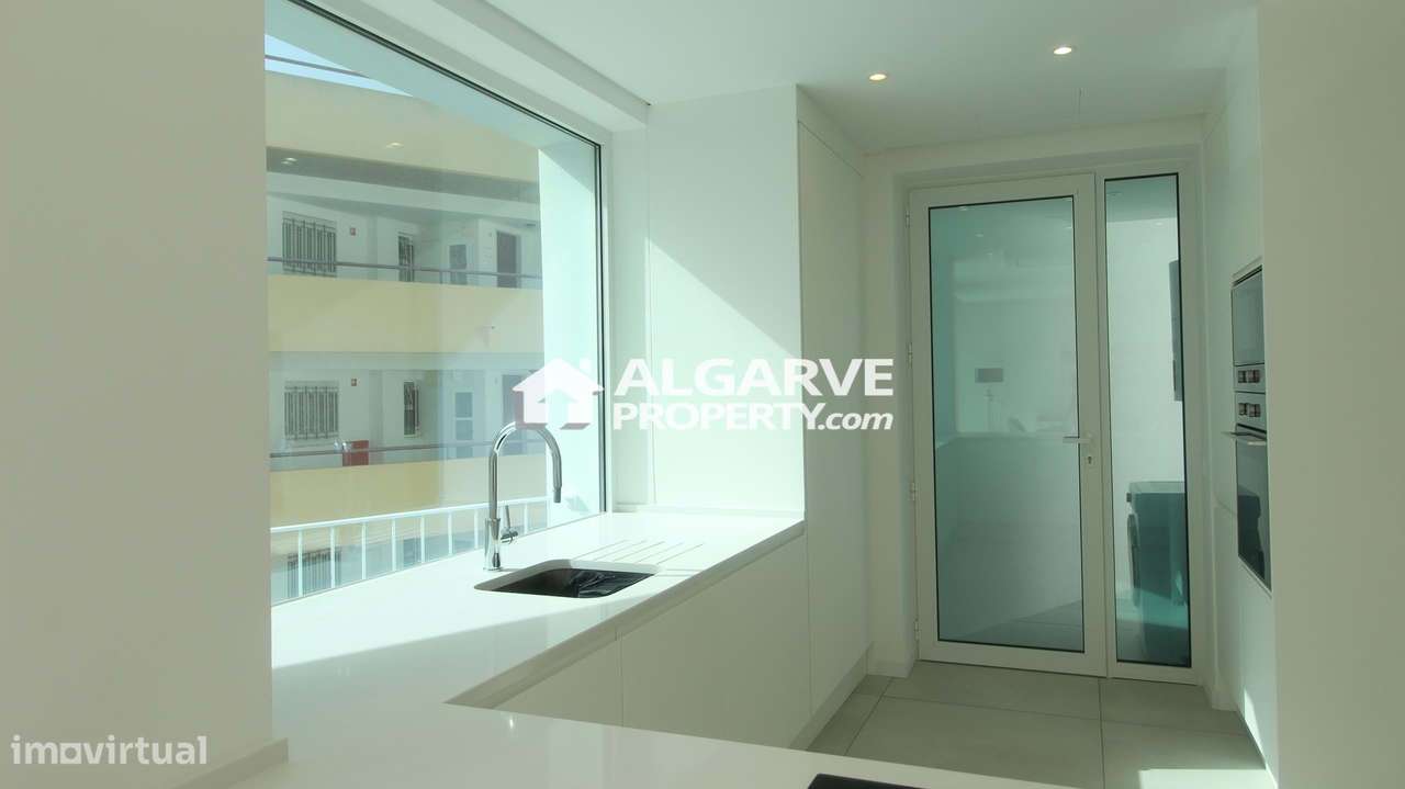 Apartamento T3 Novo  perto do golfe, academia de ténis e da Marina de - Grande imagem: 3/26