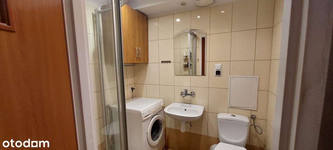 Ładne mieszkanie gotowe do zamieszkania-9