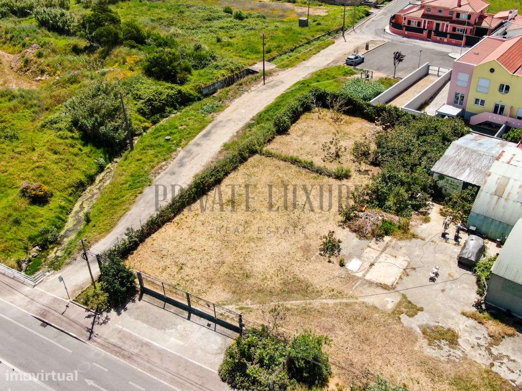 Terreno em Localização Privilegiada - Grande imagem: 3/17