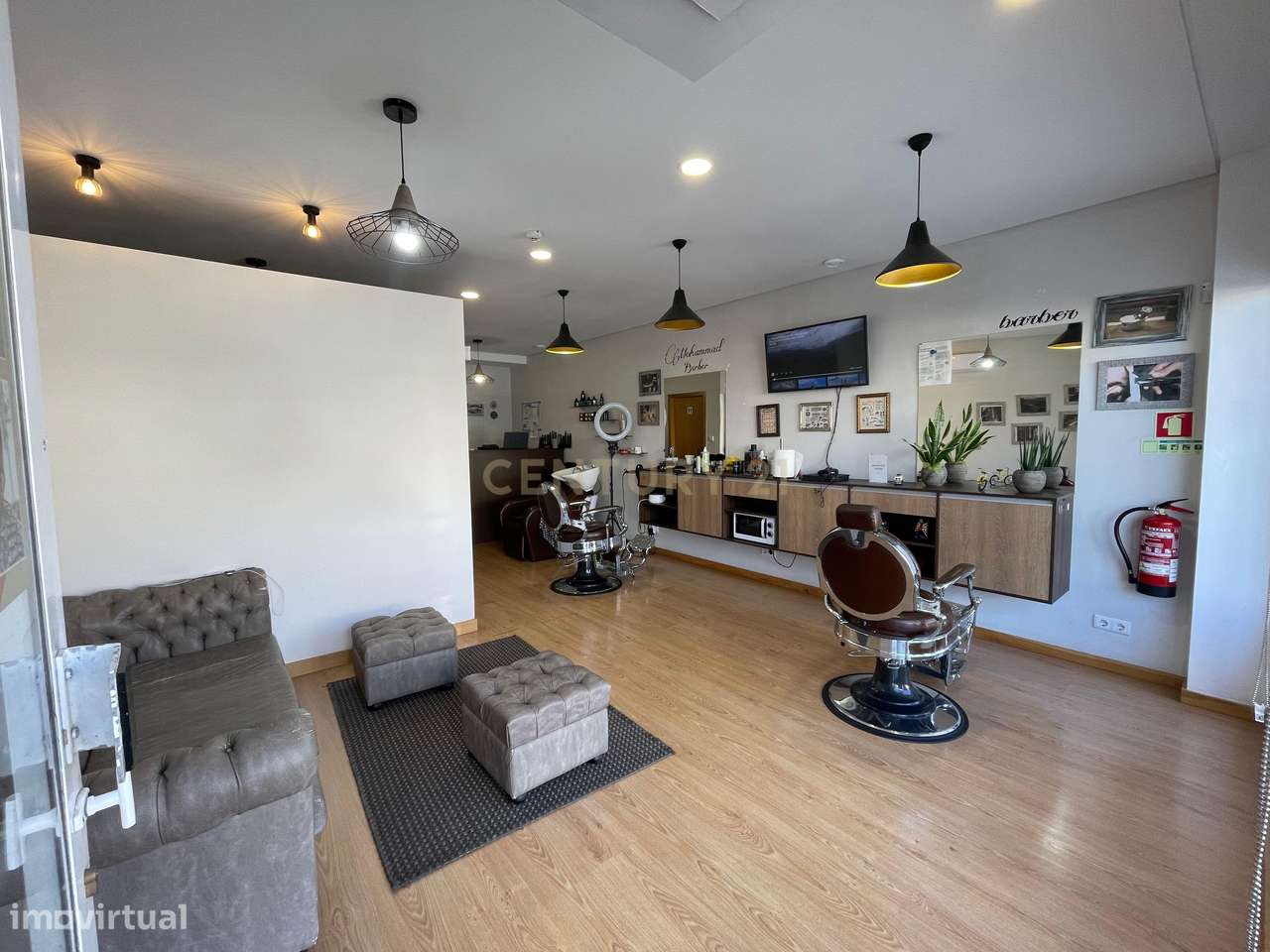 Loja Comercial em Gaia, Rua Machado Santos, c/ 33m2 - Grande imagem: 2/7