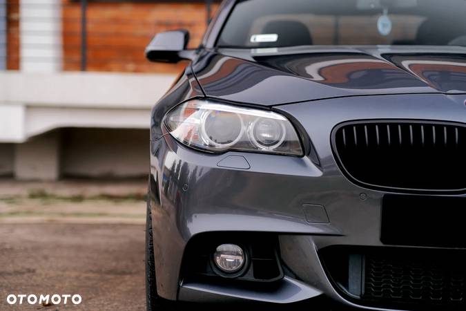 BMW Seria 5 535i xDrive - 12