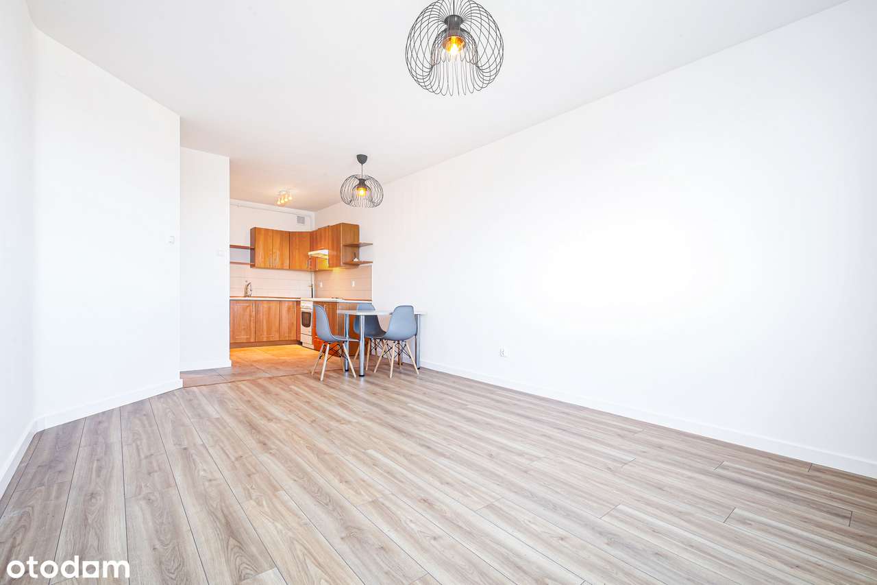 Ursus ul.Górna droga 8 ,2 pokoje ,blok z 2002-2