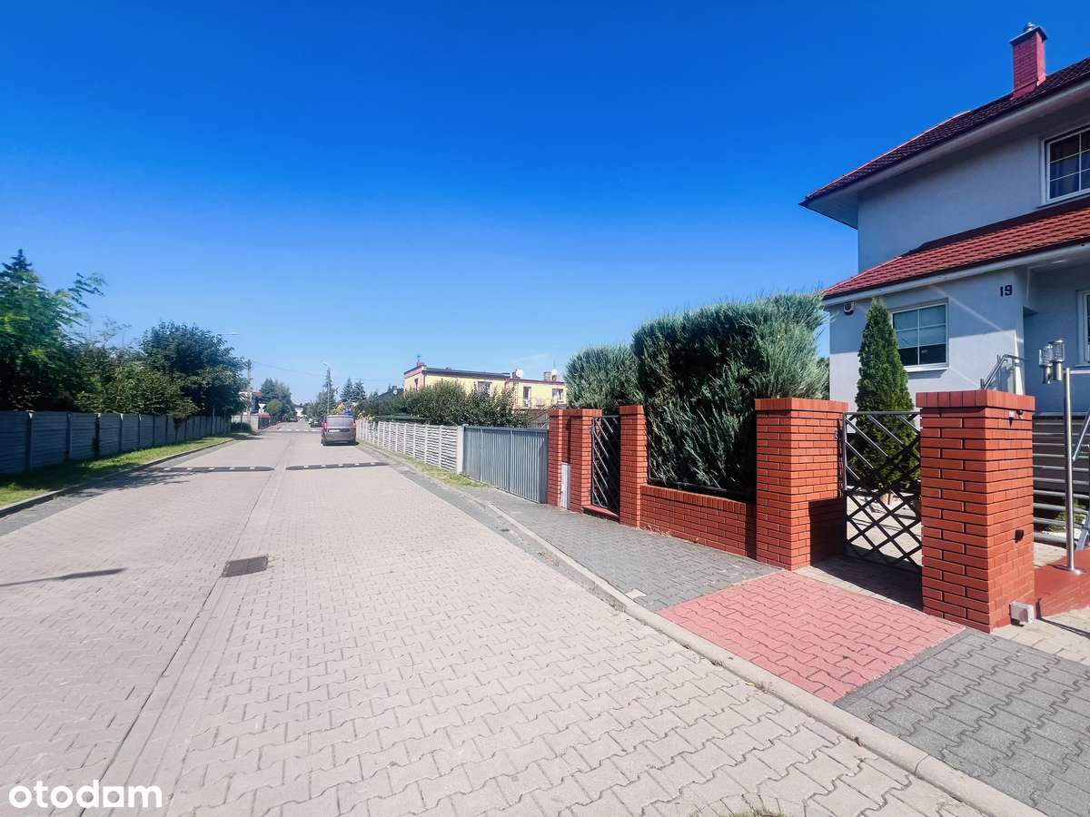 Duży dom gotowy do zamieszkania. Prywatna siłownia, ogród zimowy!!! - Pełny obrazek: 4/20