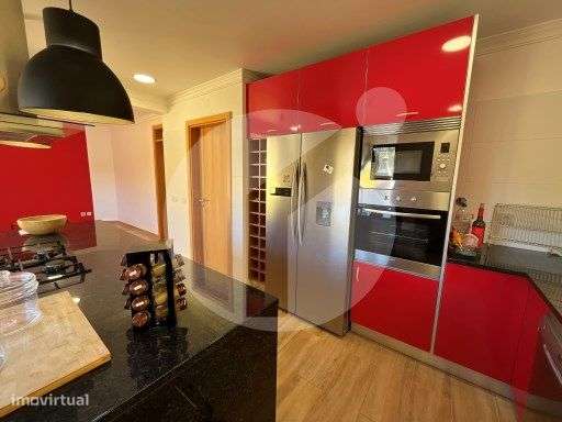 Moradia T4 com piscina - Olhão-13