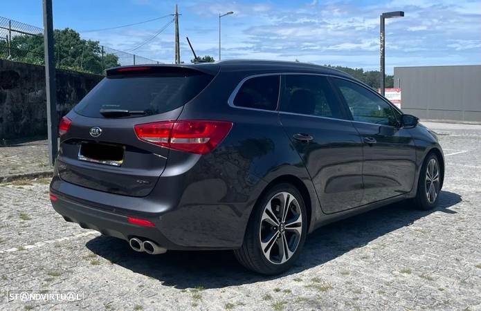 Kia Ceed SW 1.6 CRDi GT Line - 24