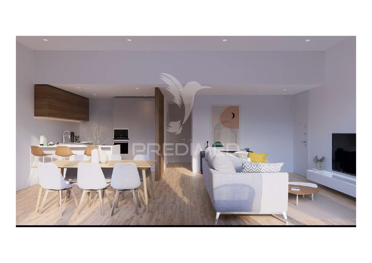 Moradia T4 térrea, com 3 suites e piscina no Condomínio Tower Village - Grande imagem: 5/35