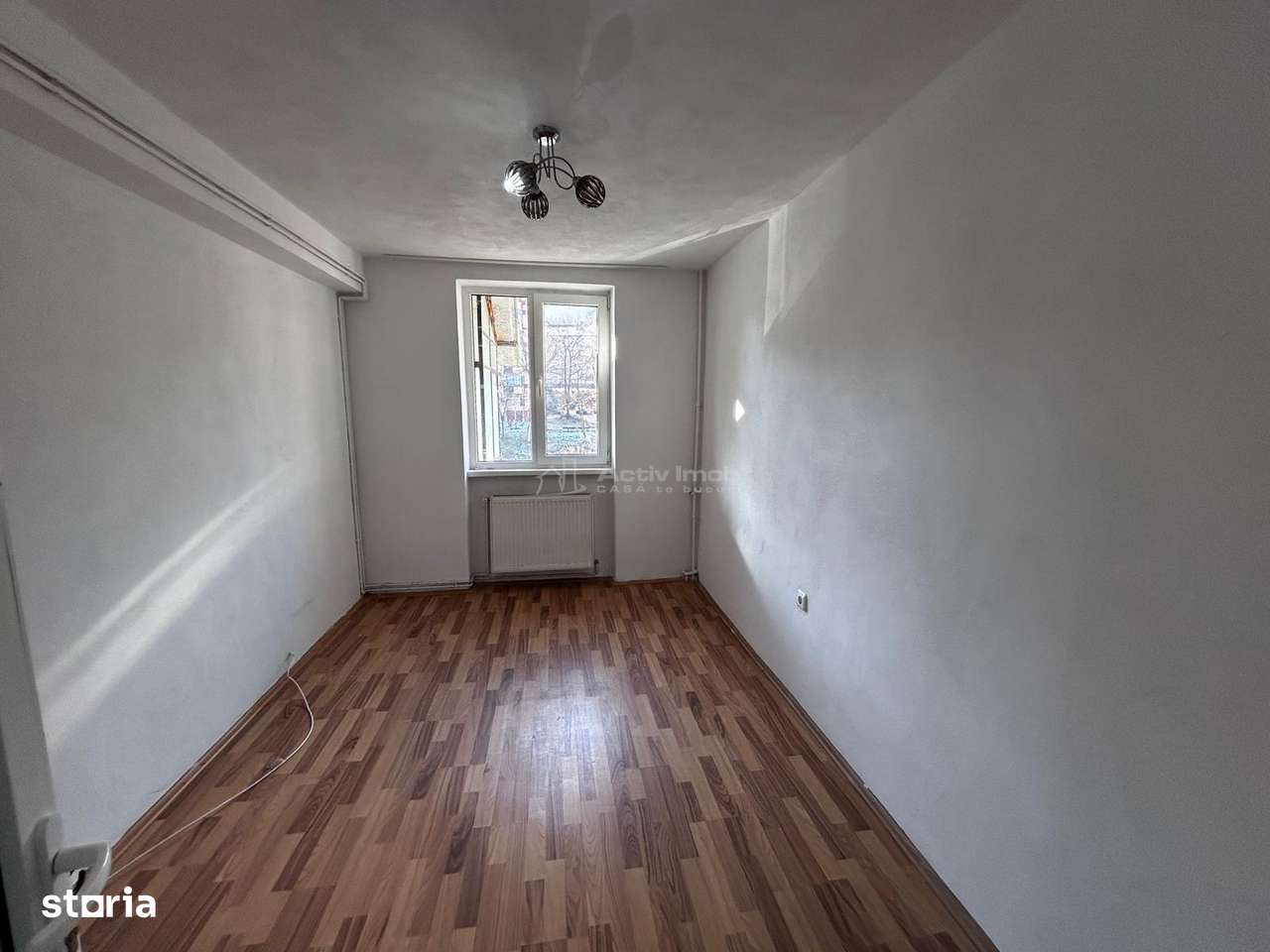 Resita, 2 Cam., Decom.Mobilat, Utilat - Imagine principală: 2/17