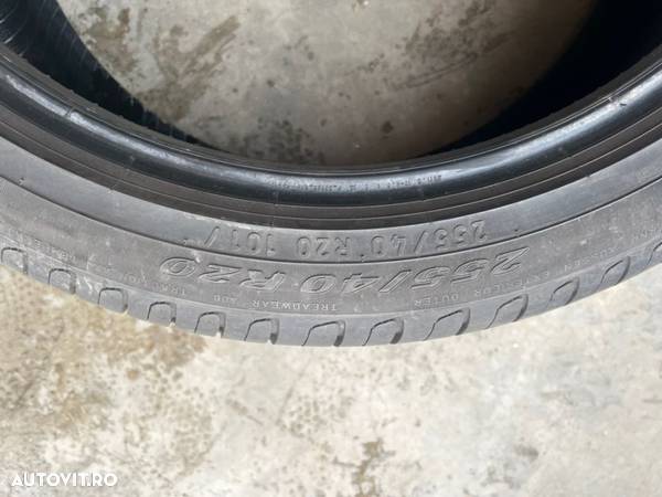 vând 2 anvelope 255/40/20 Pirelli de vară ca noi - 5