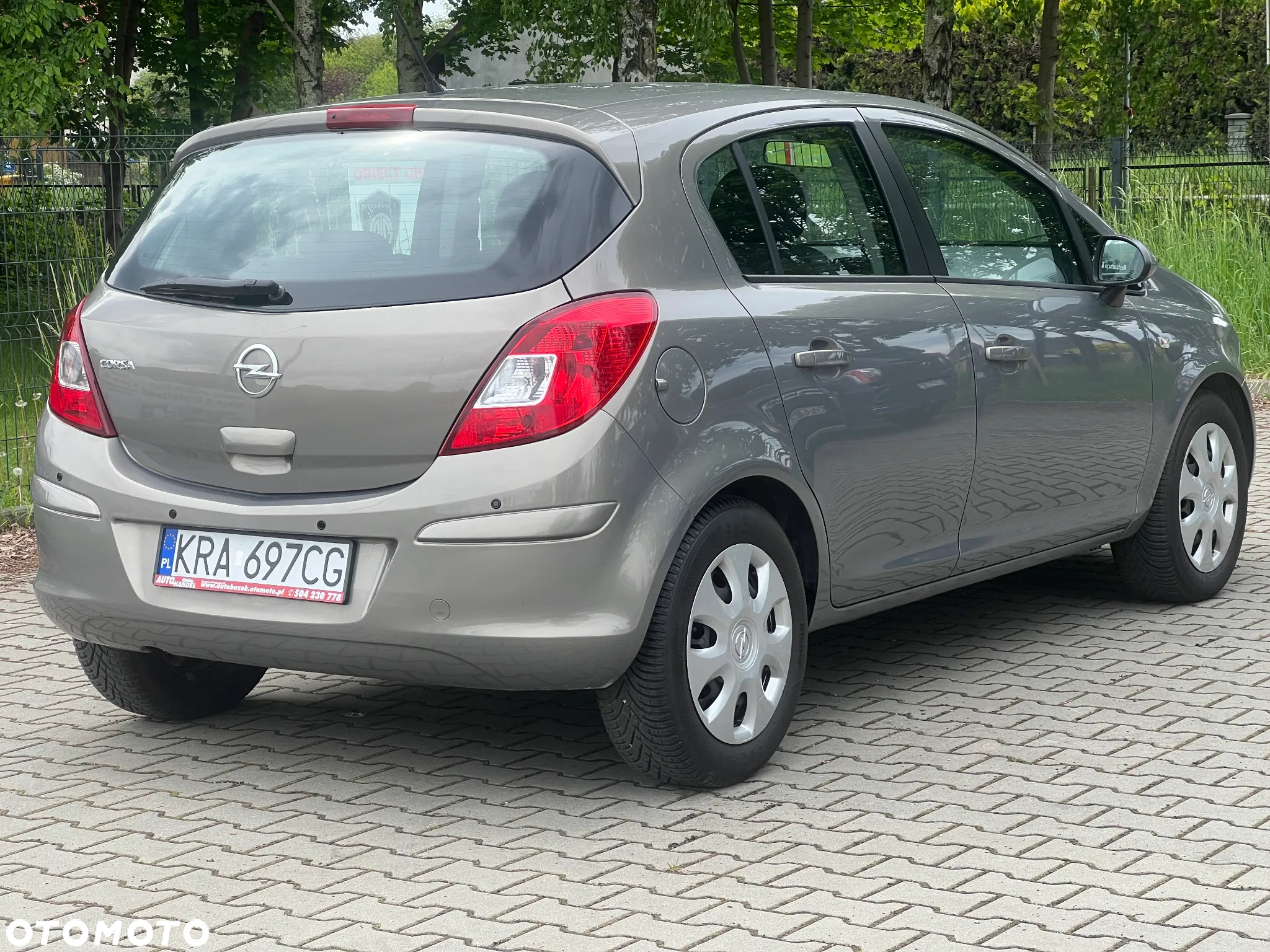 Opel Corsa 1.2 16V Edition / Active - 5