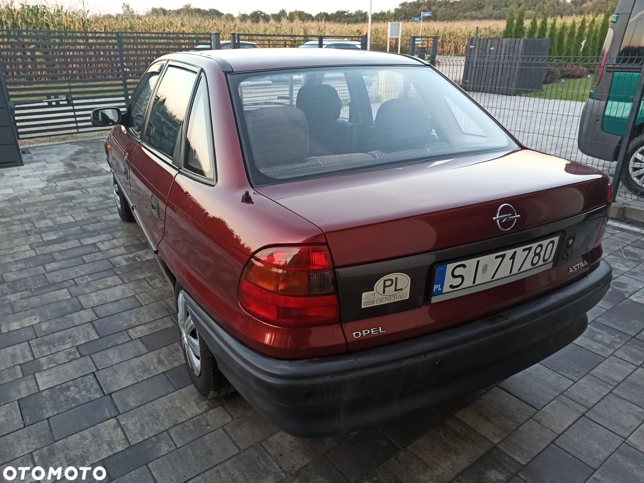 Opel Astra 1.4 GL - 3