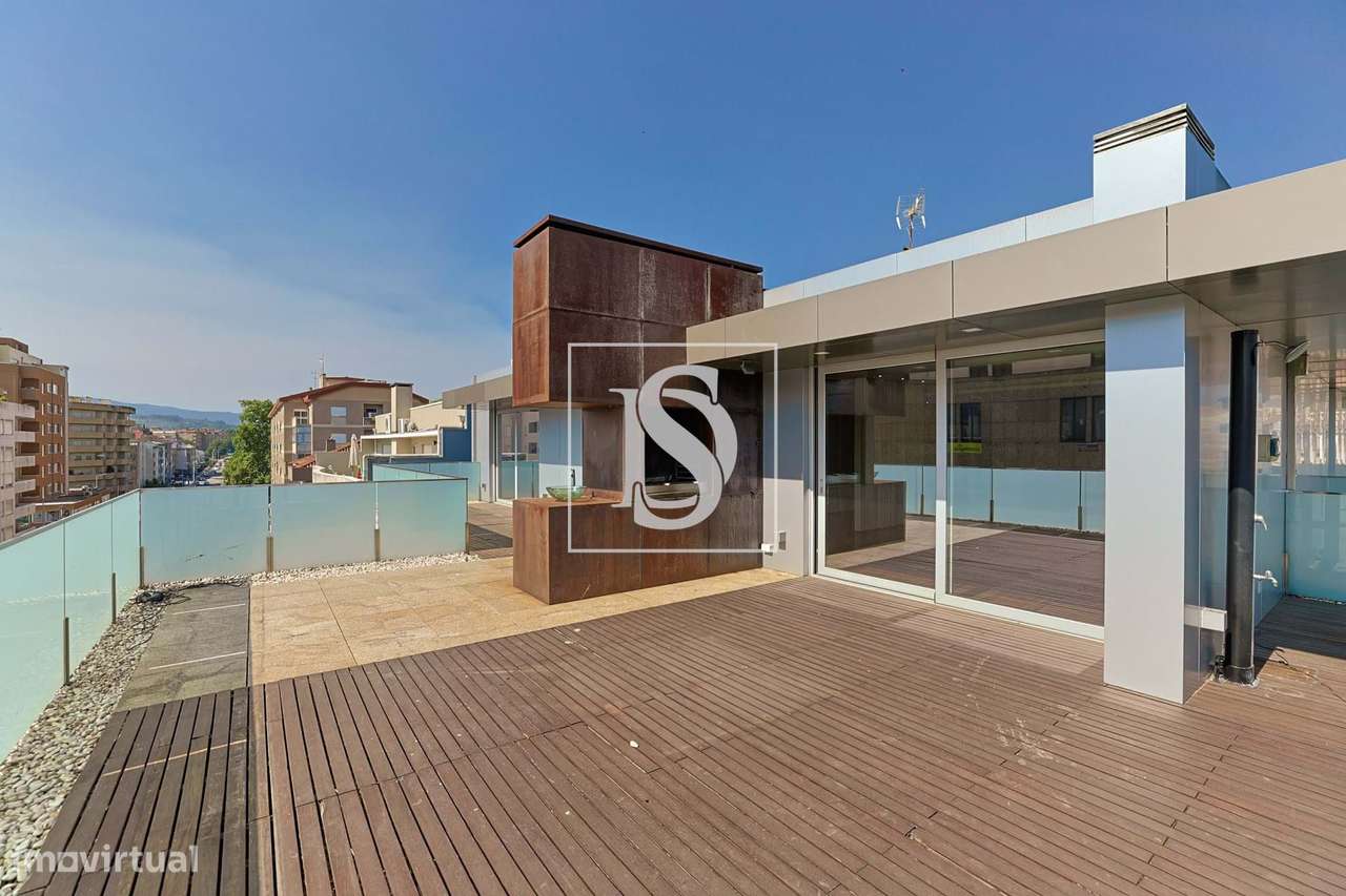 Apartamento c/ TERRAÇO no centro da cidade de BARCELOS!-17