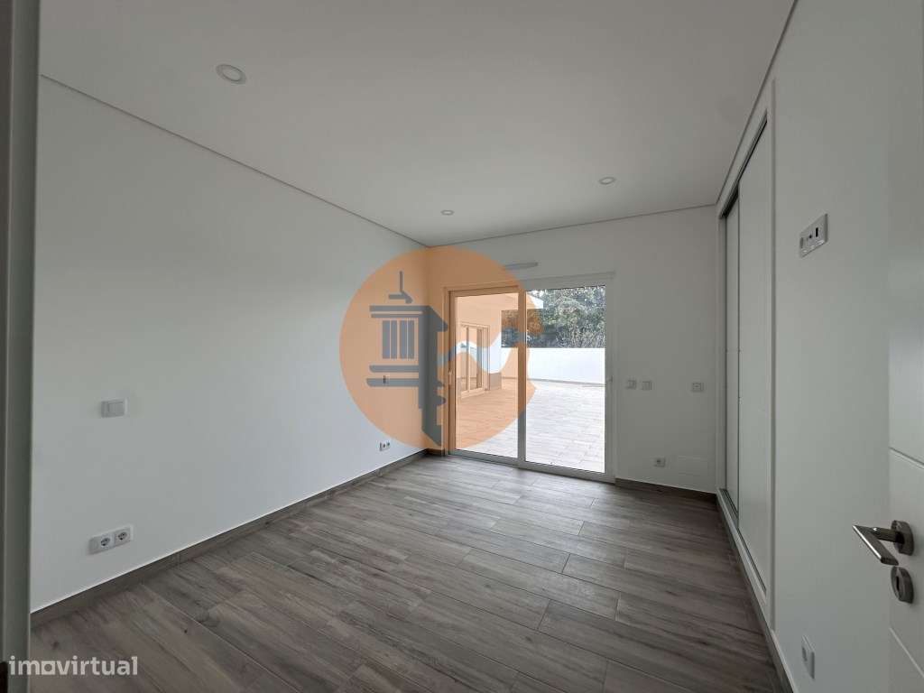 Moradia Isolda com 4 suites Altura - Grande imagem: 3/60