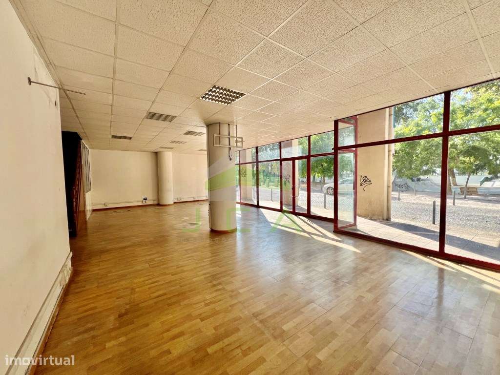 Loja no centro de Leiria - Grande imagem: 2/12