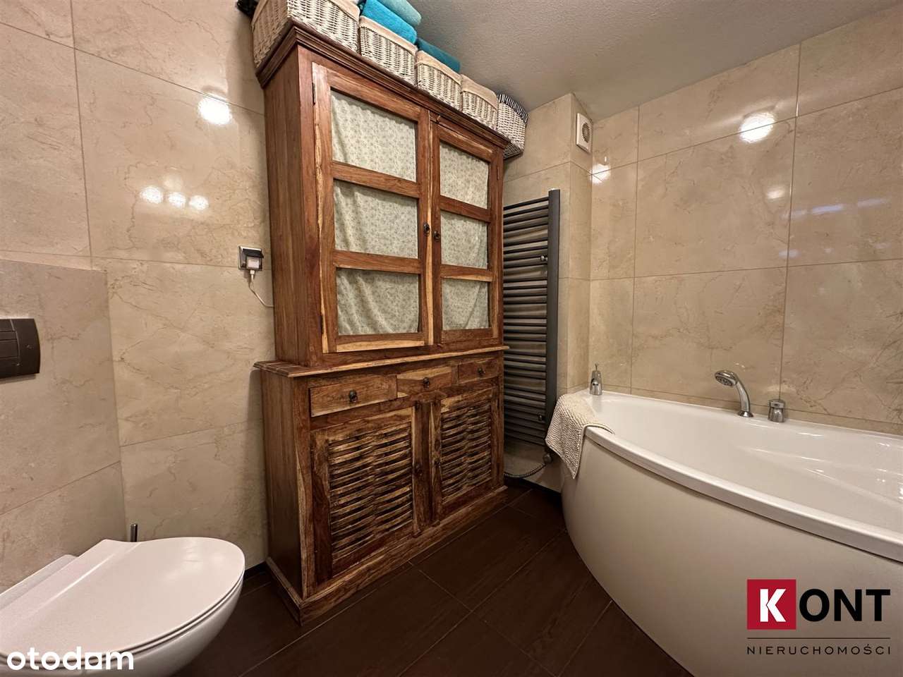 Stary Bieżanów/ cześć domu / 3 mieszkania/ garaż-8