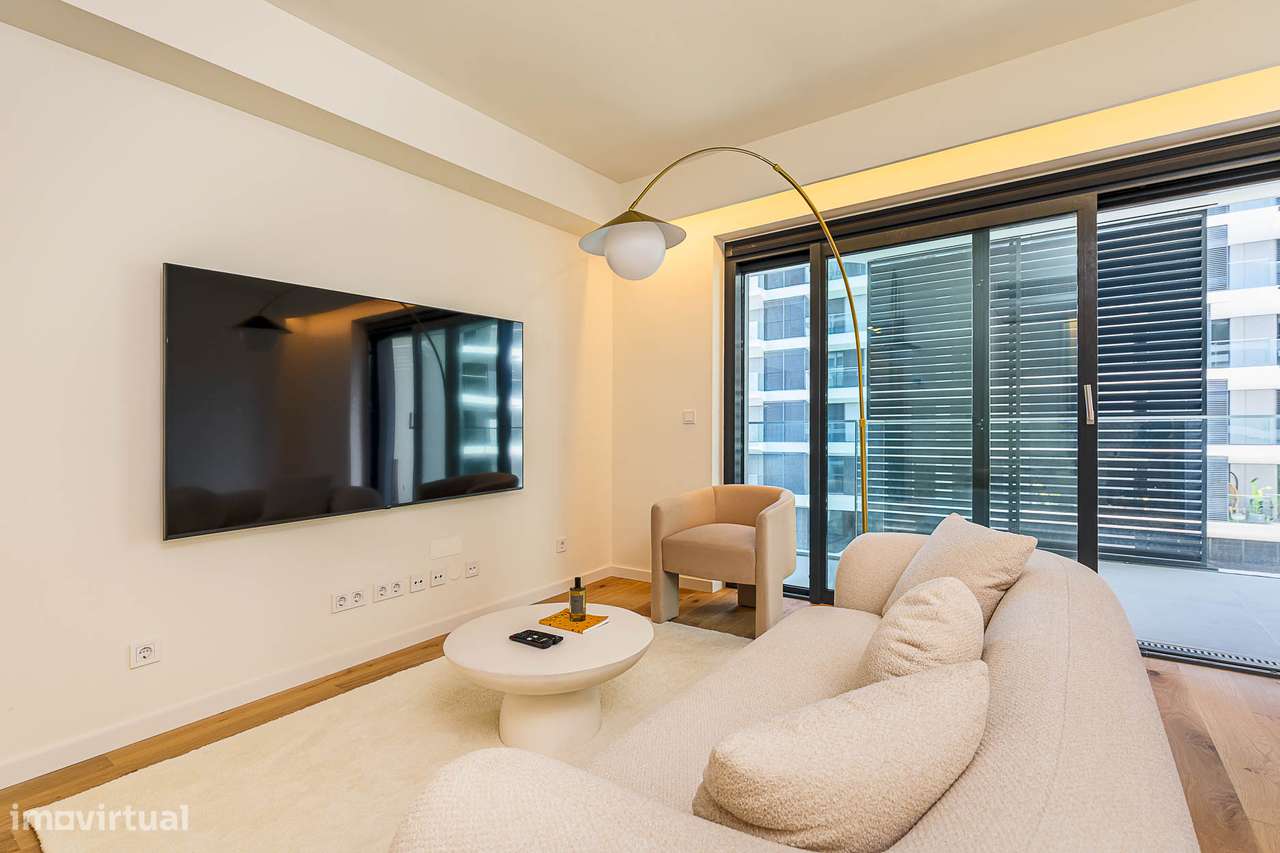 Apartamento t1 à venda na Avenida dos Combatentes, 70-5