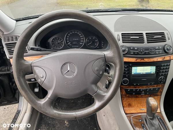 Mercedes-Benz Klasa E 280 CDI T Elegance - 19
