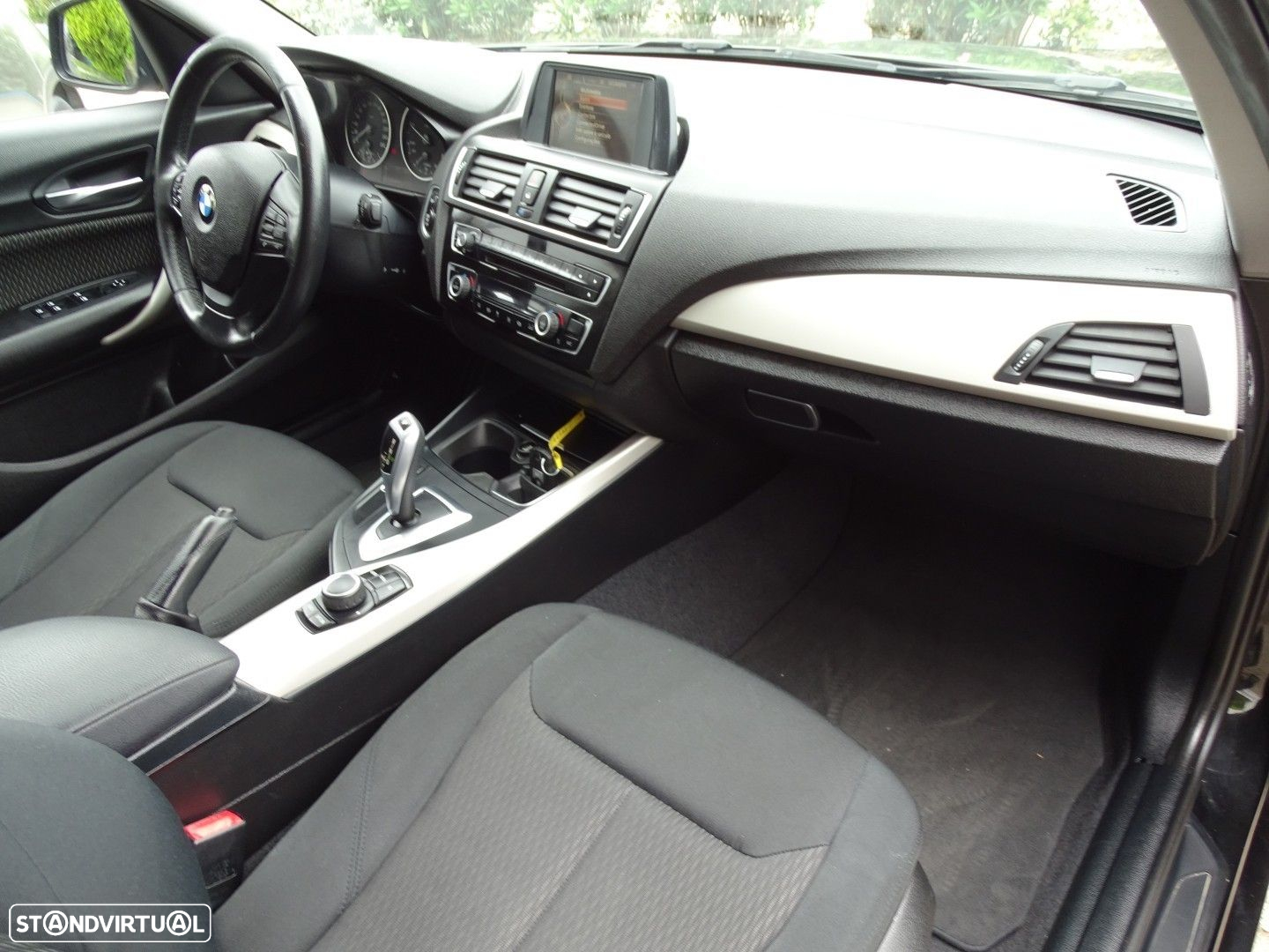 BMW 116 d Advantage Auto - 12