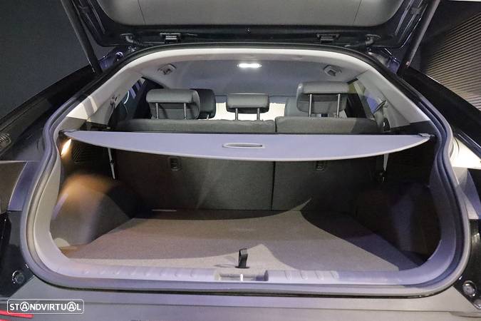 Hyundai Ioniq 5 73kWh Premium - 23