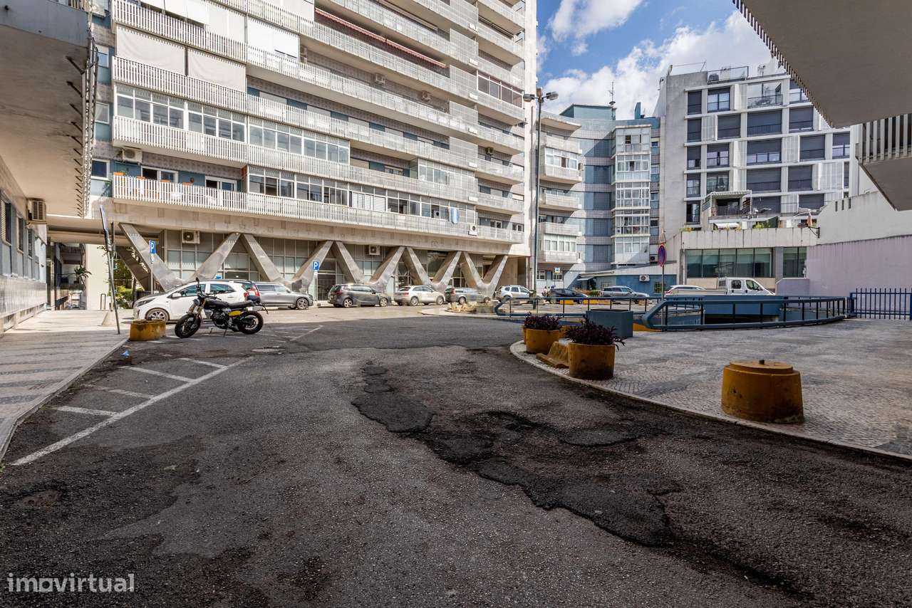 Espaço comercial versátil junto ao Saldanha / Arco do Cego, Lisboa-37